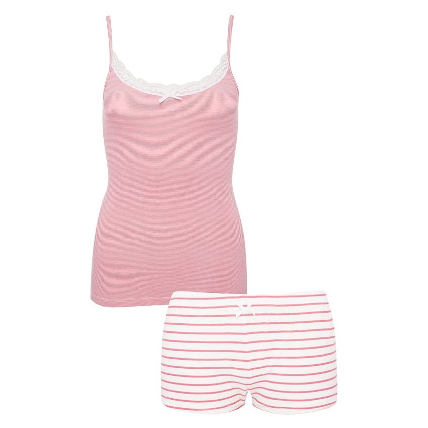 Conjunto de shorts y camiseta rosa a rayas